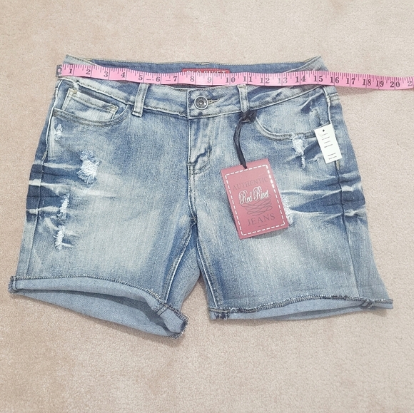 NEW Red Rivet Denim Shorts Cotten Stretch Blend Distressed Woman's Size 5 - Picture 4 of 10